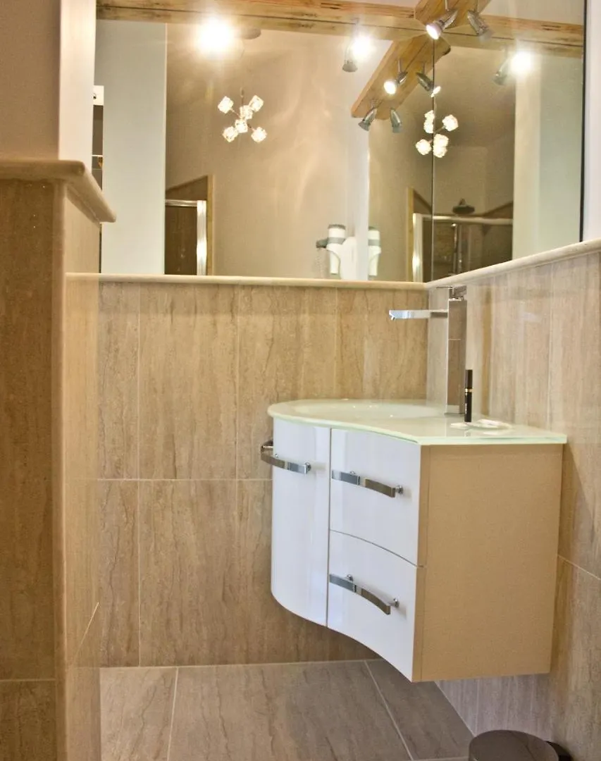 Glamroom Vatican Apartment Roma 0*,  Italia